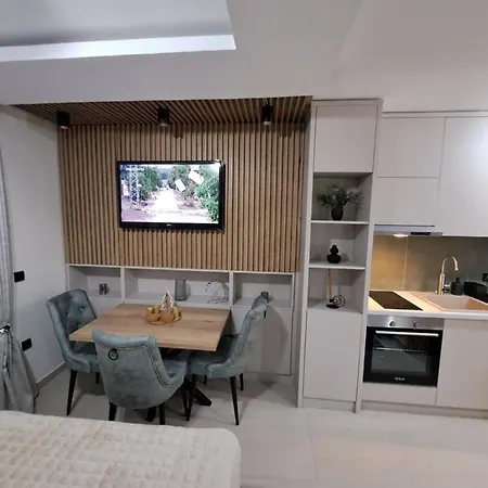 Apartment Lux Dunja Cardaci -