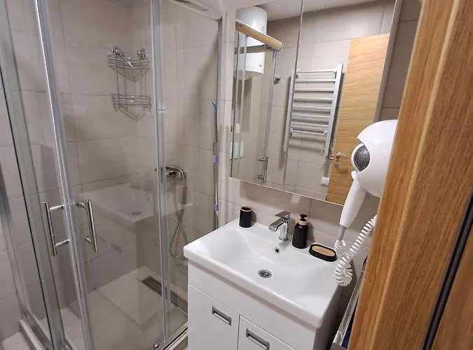 Lux Dunja Cardaci - * كوباونيك