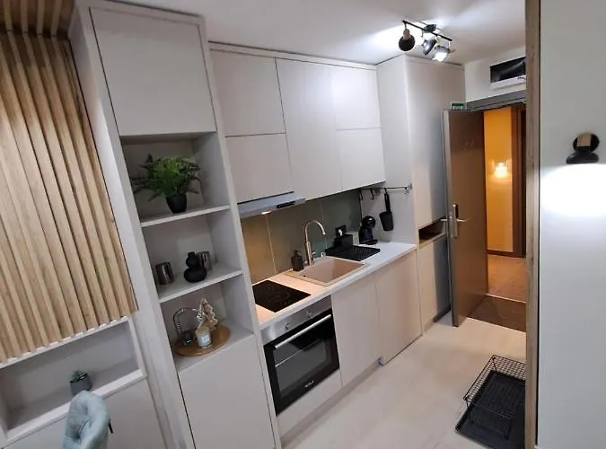 Lux Dunja Cardaci - كوباونيك